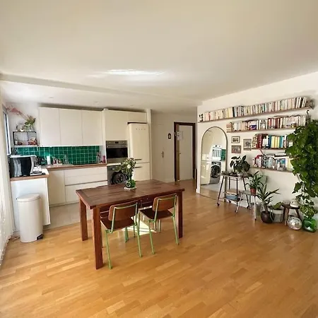Appartement Cosy, Calm 70m2, 2 Bedroom Flat.