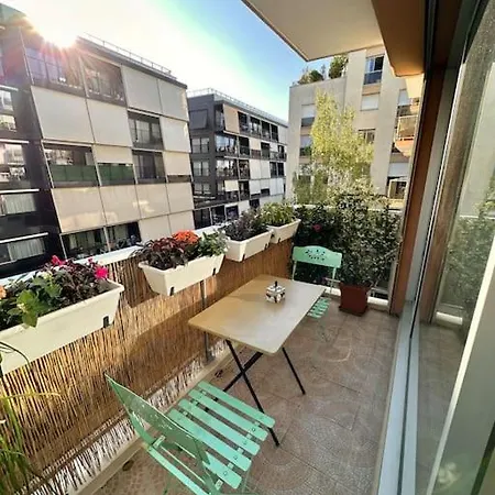 Cosy, Calm 70m2, 2 Bedroom Flat. Appartement *
